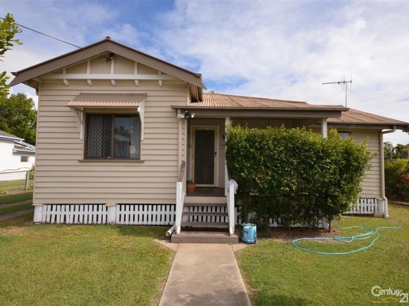 11 Steffensen Street, Svensson Heights QLD 4670