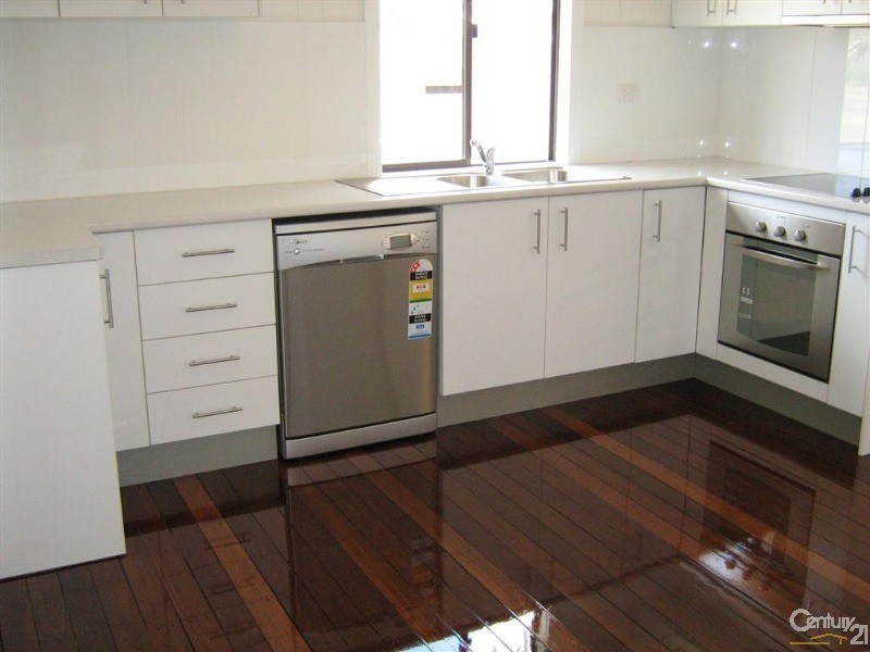 11 Steffensen Street, Svensson Heights QLD 4670