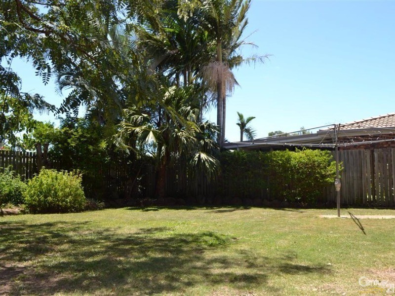 Avenell Heights QLD 4670