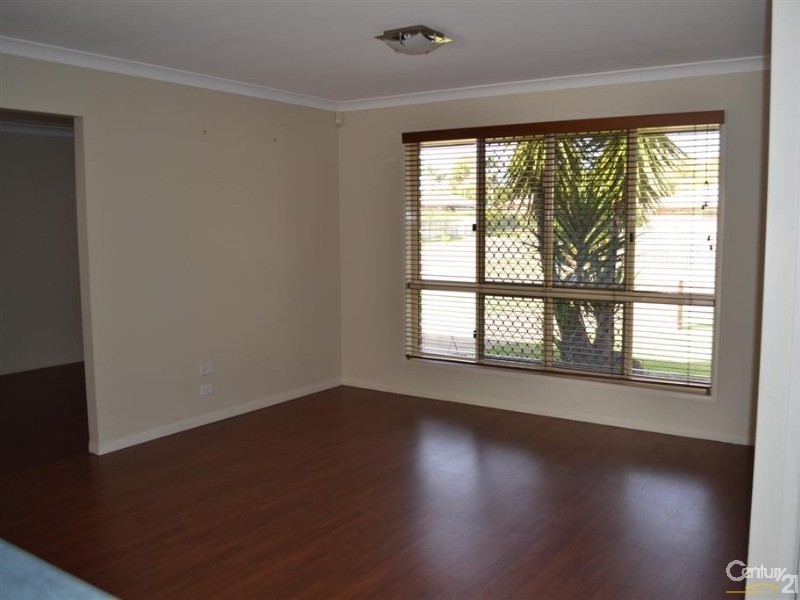 10 Pettigrew Drive, Kalkie QLD 4670