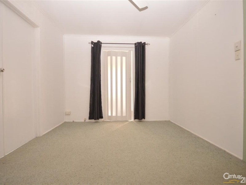 9 Water Street, Bundaberg South QLD 4670