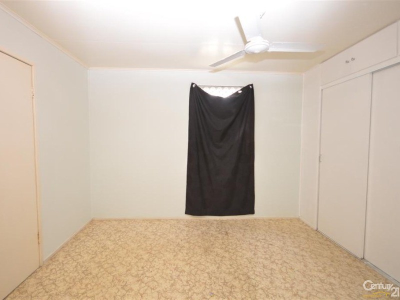 9 Water Street, Bundaberg South QLD 4670