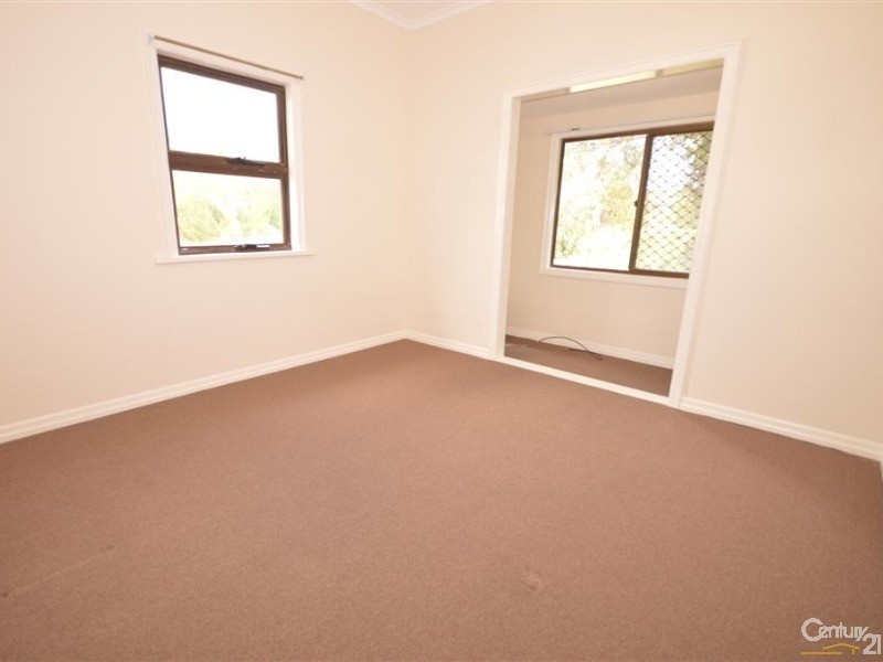 4 Normanby Street, Bundaberg South QLD 4670
