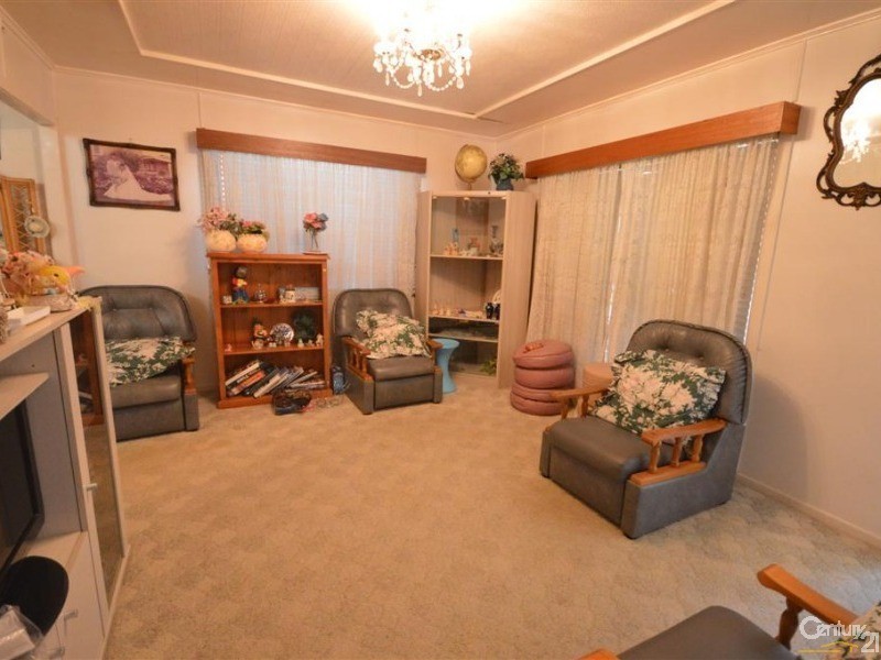 2 Brasch Street, Kepnock QLD 4670