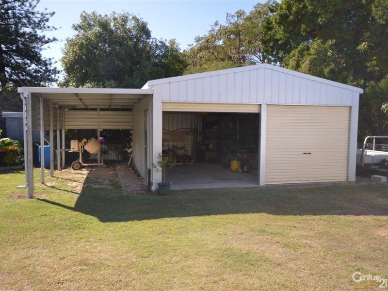 4 Coomber Street, Svensson Heights QLD 4670
