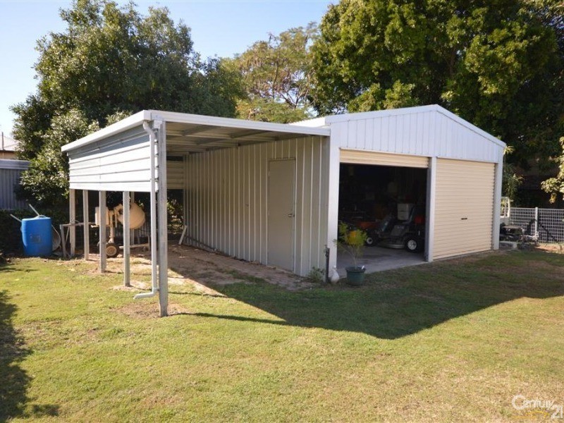 4 Coomber Street, Svensson Heights QLD 4670