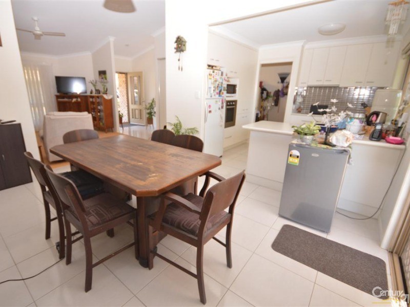 4/48  Heaps Street, Avenell Heights QLD 4670