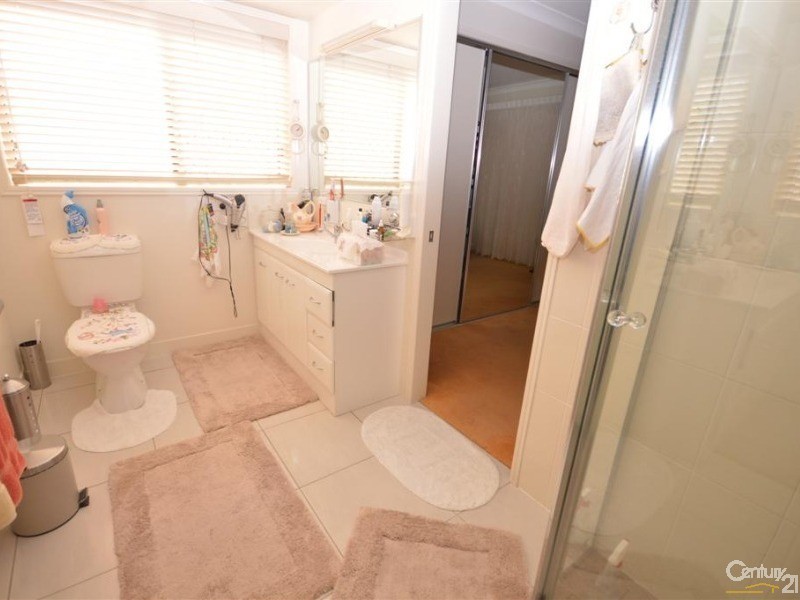 4/48  Heaps Street, Avenell Heights QLD 4670