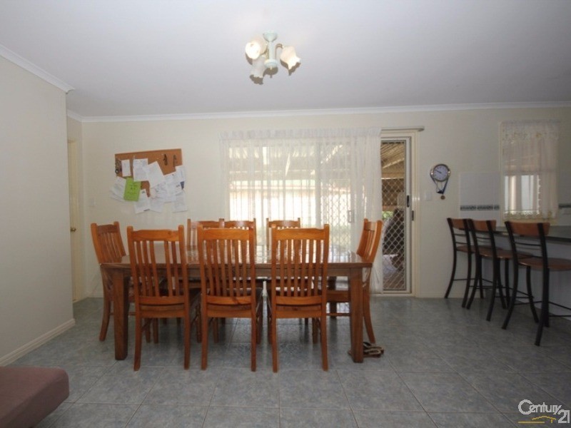 2 Carswell Court, Kepnock QLD 4670