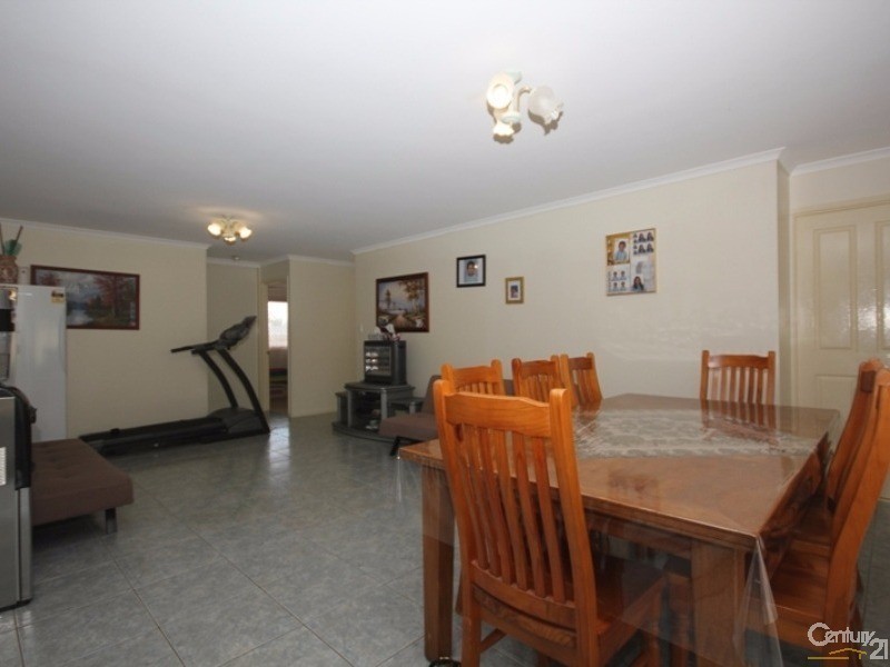 2 Carswell Court, Kepnock QLD 4670