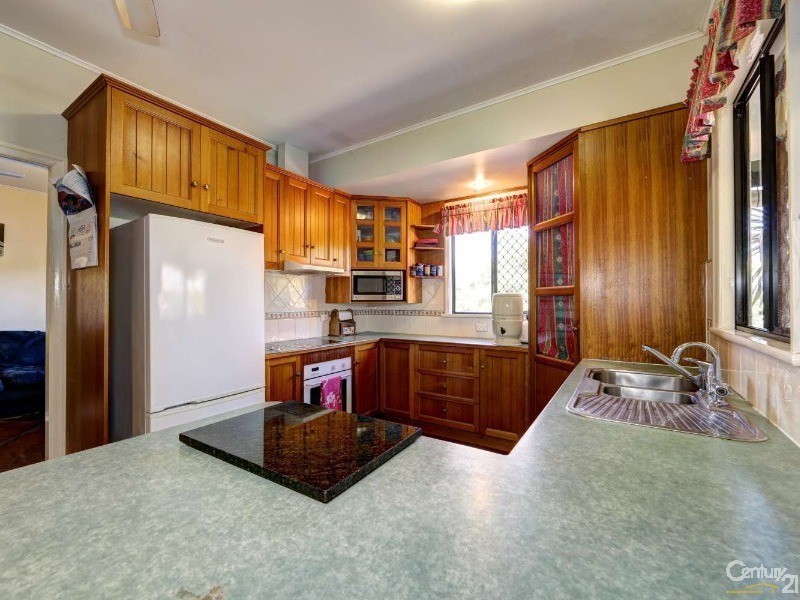 618 Moore Park Road, Welcome Creek QLD 4670