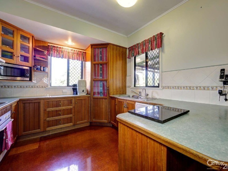 618 Moore Park Road, Welcome Creek QLD 4670