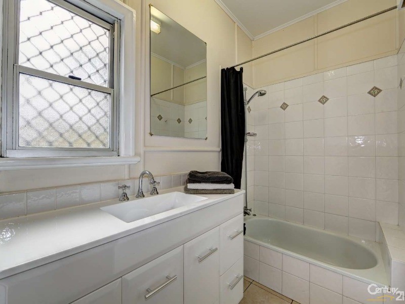 618 Moore Park Road, Welcome Creek QLD 4670
