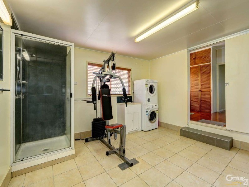 618 Moore Park Road, Welcome Creek QLD 4670