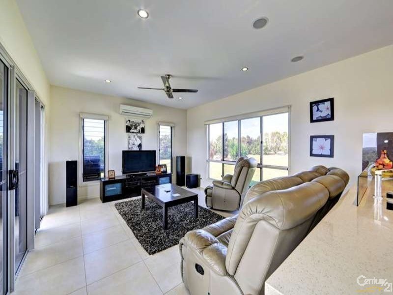 976 Pine Creek Road, Pine Creek QLD 4670