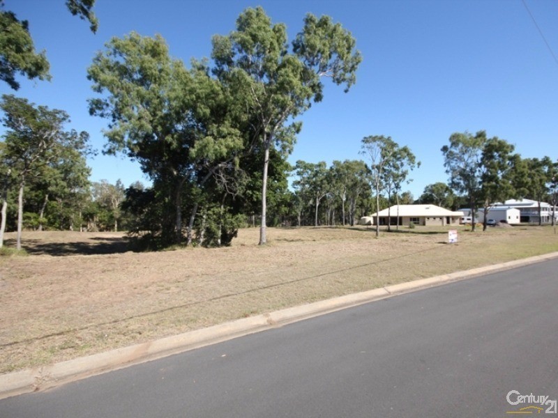 44 Kingfisher Crescent, Moore Park Beach QLD 4670