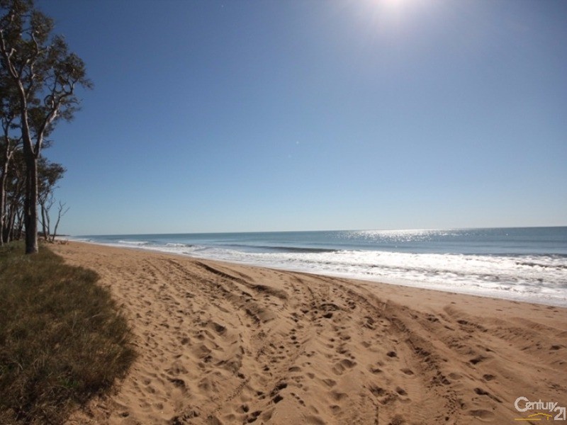 44 Kingfisher Crescent, Moore Park Beach QLD 4670