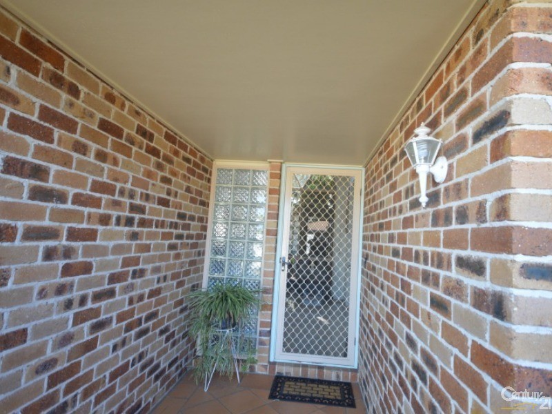 21 Loney Street, Avenell Heights QLD 4670