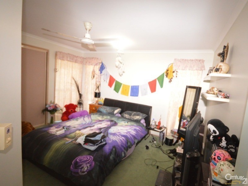 21 Loney Street, Avenell Heights QLD 4670