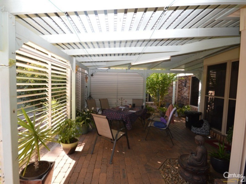 21 Loney Street, Avenell Heights QLD 4670