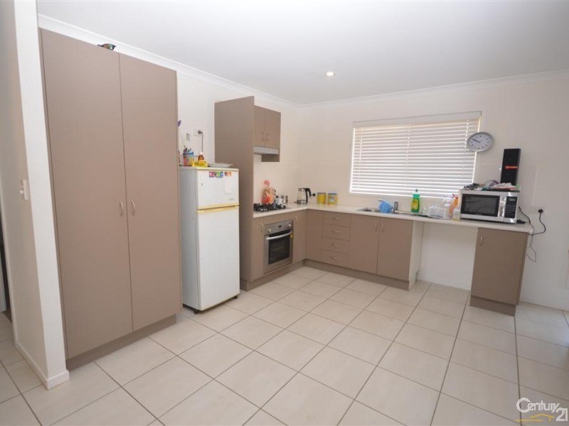 16 Regency Road, Moore Park Beach QLD 4670