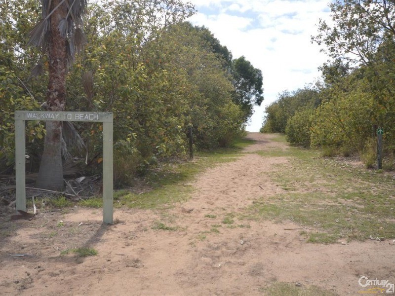 16 Regency Road, Moore Park Beach QLD 4670