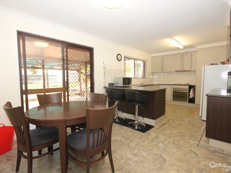 31 Baldwin Cres, Avoca QLD 4670