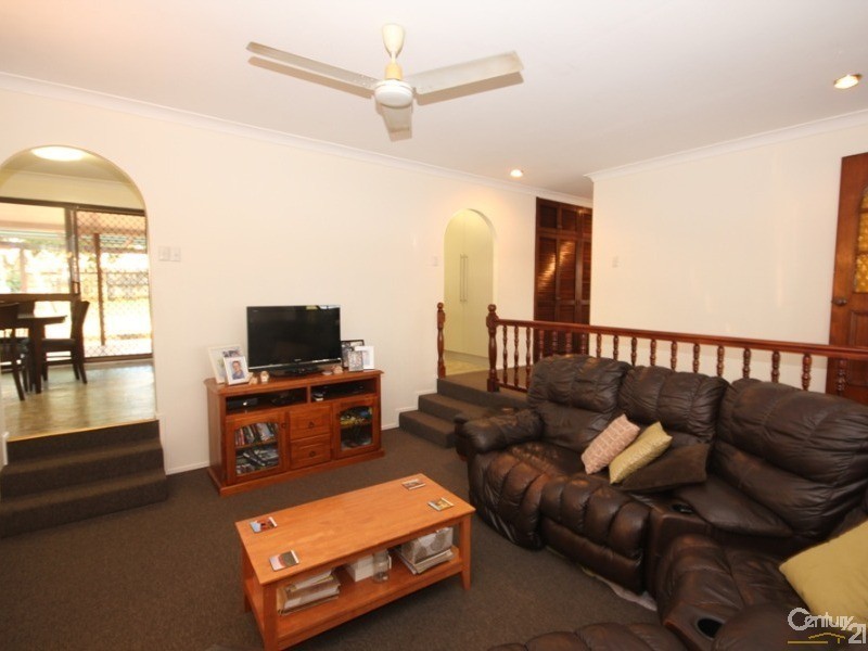 31 Baldwin Cres, Avoca QLD 4670