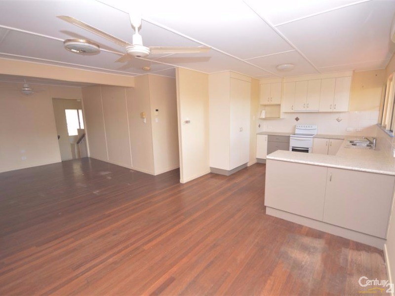 9 Novakoski Street, Kepnock QLD 4670