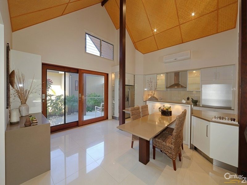 6 Aquarius Drive, Bargara QLD 4670