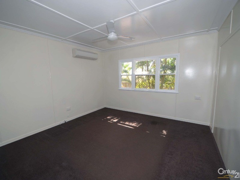 338  Elliott Heads Road, Woongarra QLD 4670