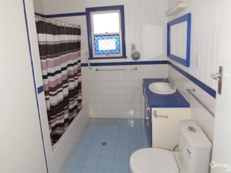 338  Elliott Heads Road, Woongarra QLD 4670