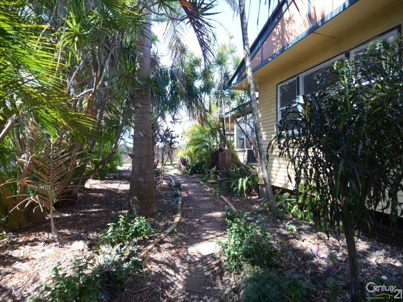 338  Elliott Heads Road, Woongarra QLD 4670
