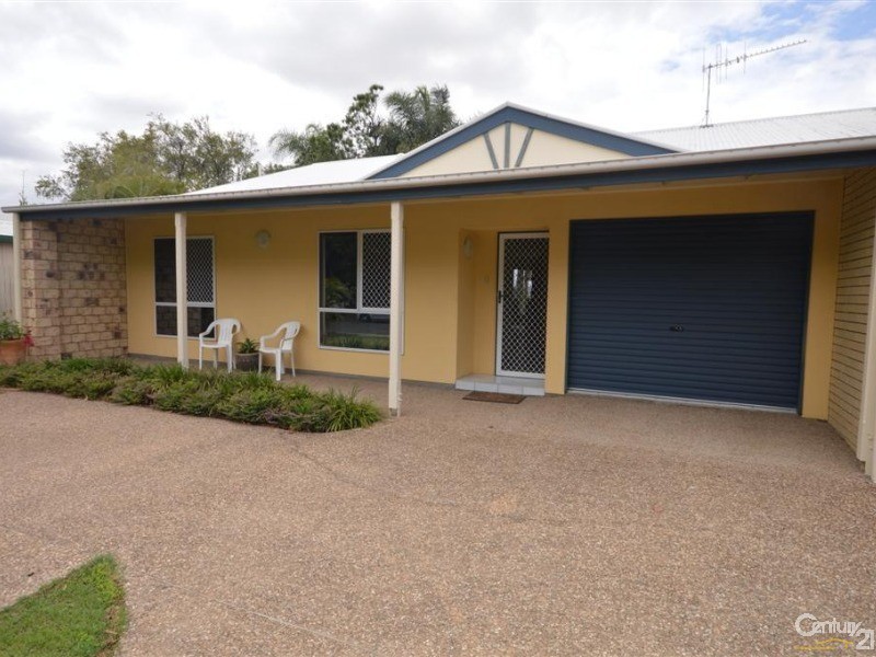 1/48 Hinkler Avenue, Bundaberg North QLD 4670