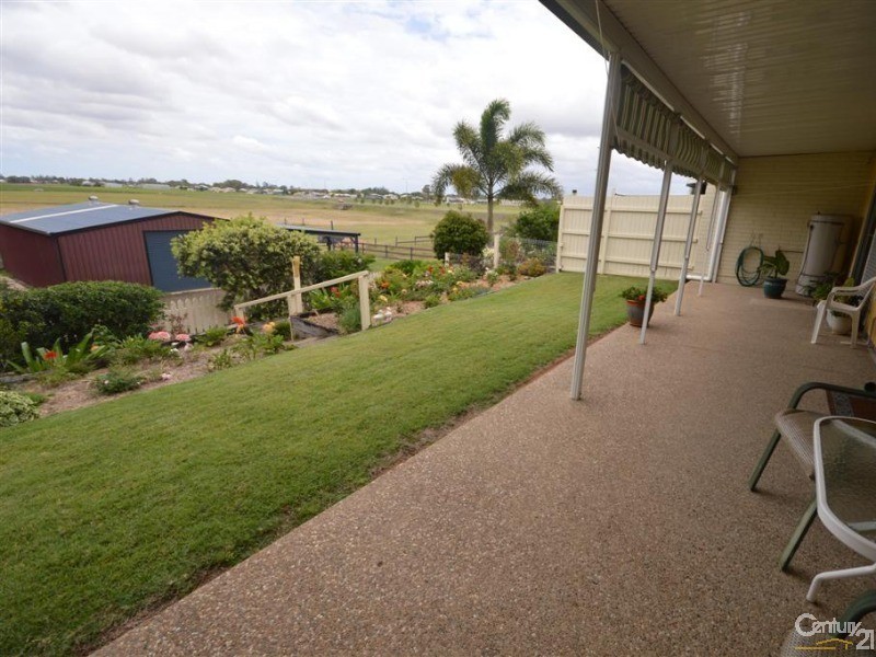 1/48 Hinkler Avenue, Bundaberg North QLD 4670