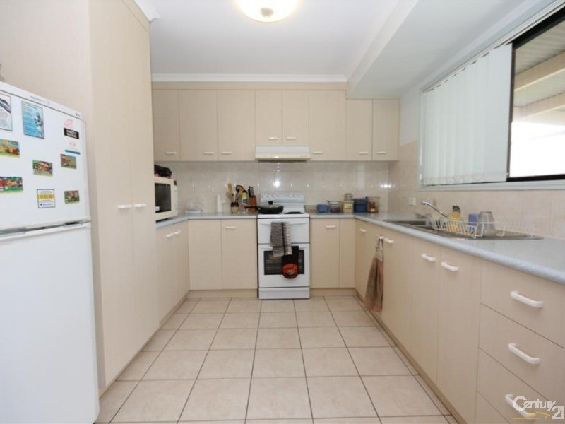 70 Clearview Avenue, Thabeban QLD 4670