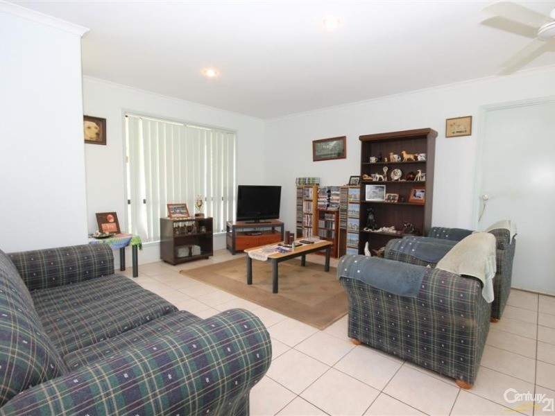 70 Clearview Avenue, Thabeban QLD 4670