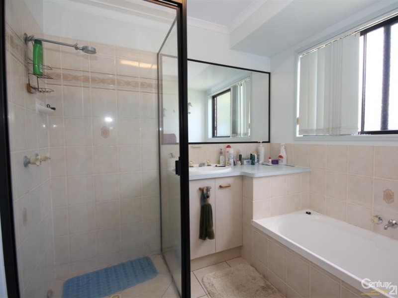 70 Clearview Avenue, Thabeban QLD 4670