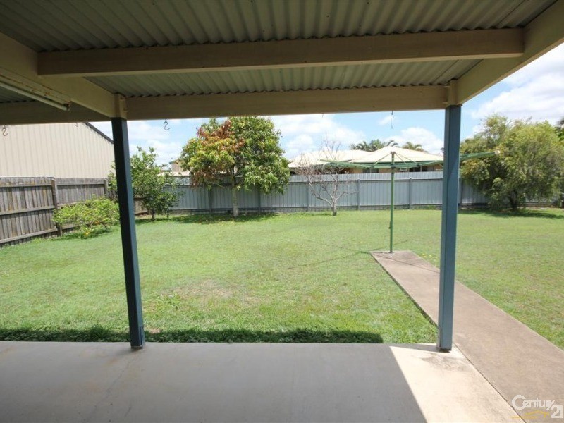 70 Clearview Avenue, Thabeban QLD 4670