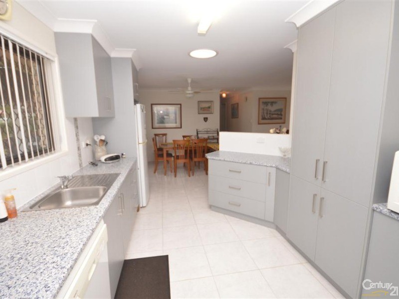 7  Strathdee Avenue, Bundaberg South QLD 4670