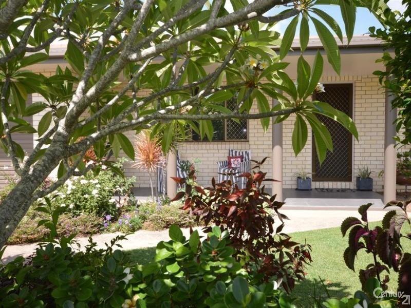 7  Strathdee Avenue, Bundaberg South QLD 4670