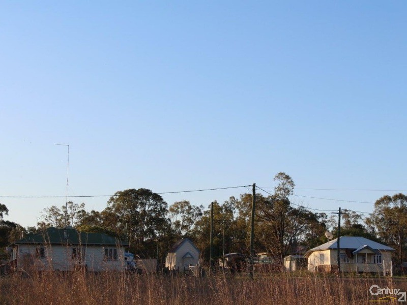 4  Fairy Street, Abercorn QLD 4627