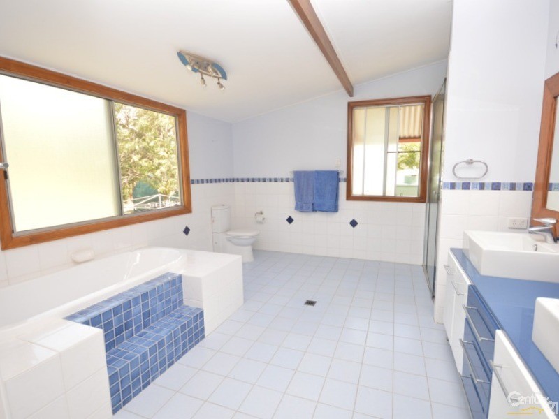 22A Pleasant Drive, Sharon QLD 4670