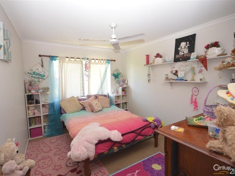 30 Thabeban Street, Avenell Heights QLD 4670