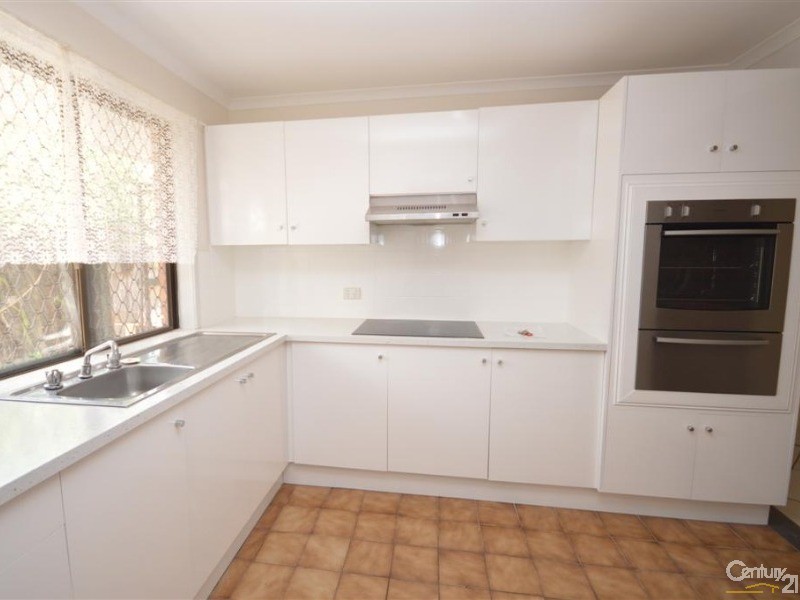 1/18  Branyan Street, Bundaberg West QLD 4670