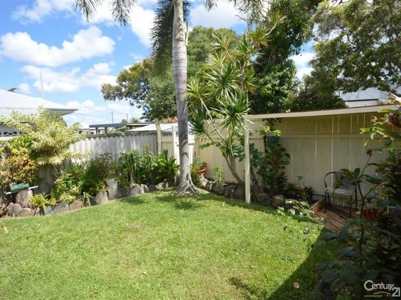 1/18  Branyan Street, Bundaberg West QLD 4670