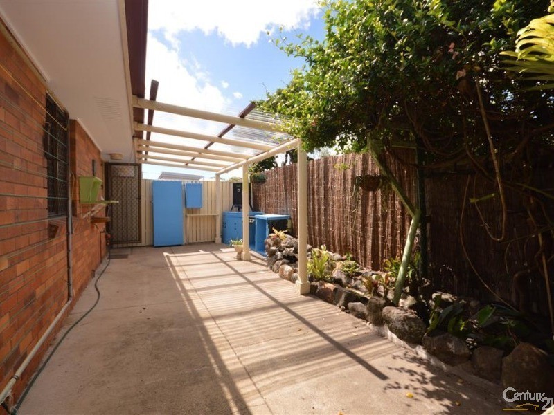 1/18  Branyan Street, Bundaberg West QLD 4670