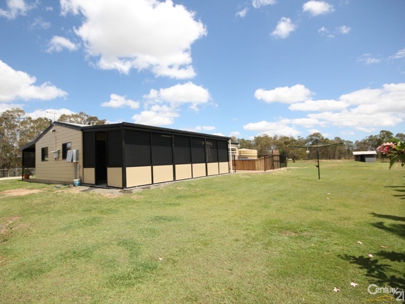 216 Old Bushs Road, Avondale QLD 4670