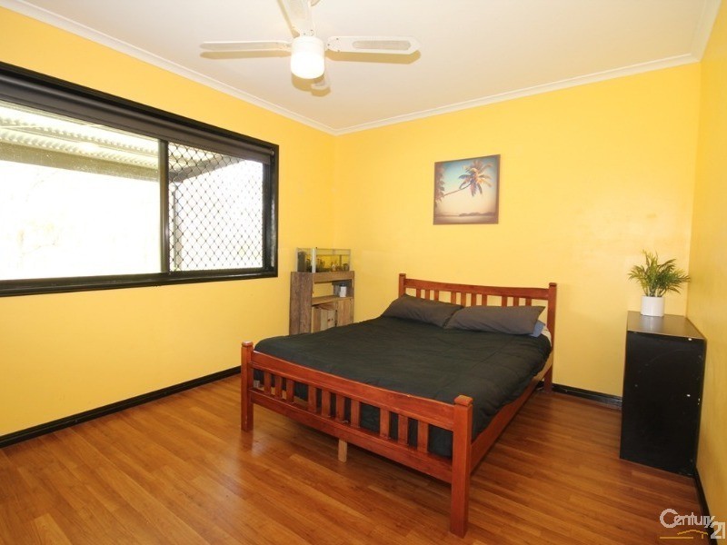 216 Old Bushs Road, Avondale QLD 4670