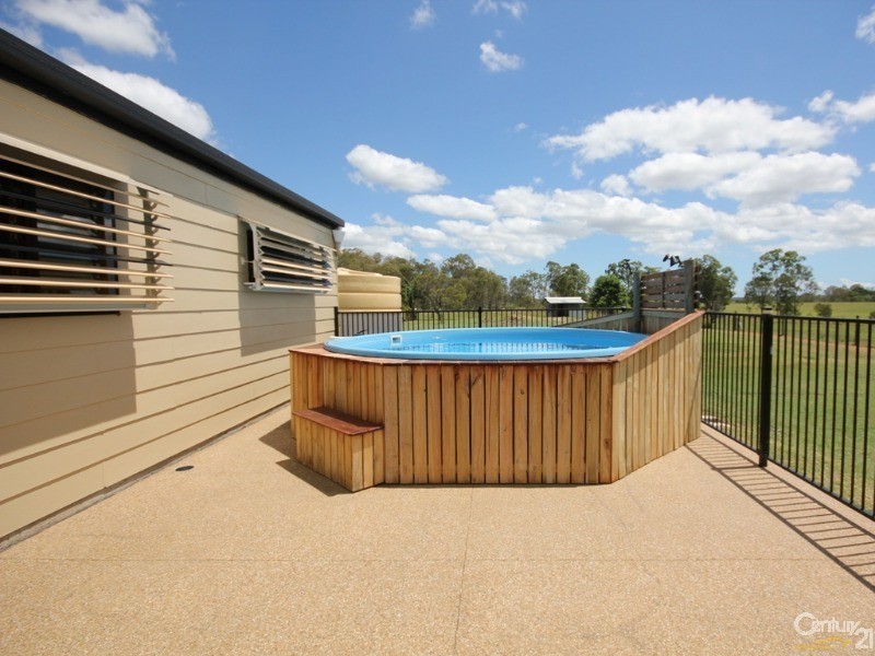 216 Old Bushs Road, Avondale QLD 4670